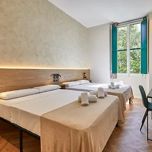 2* Pensjonat Ella Boqueria